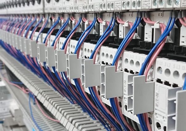 Switchboard Construction | Sondermaschinenbau Brückner GmbH